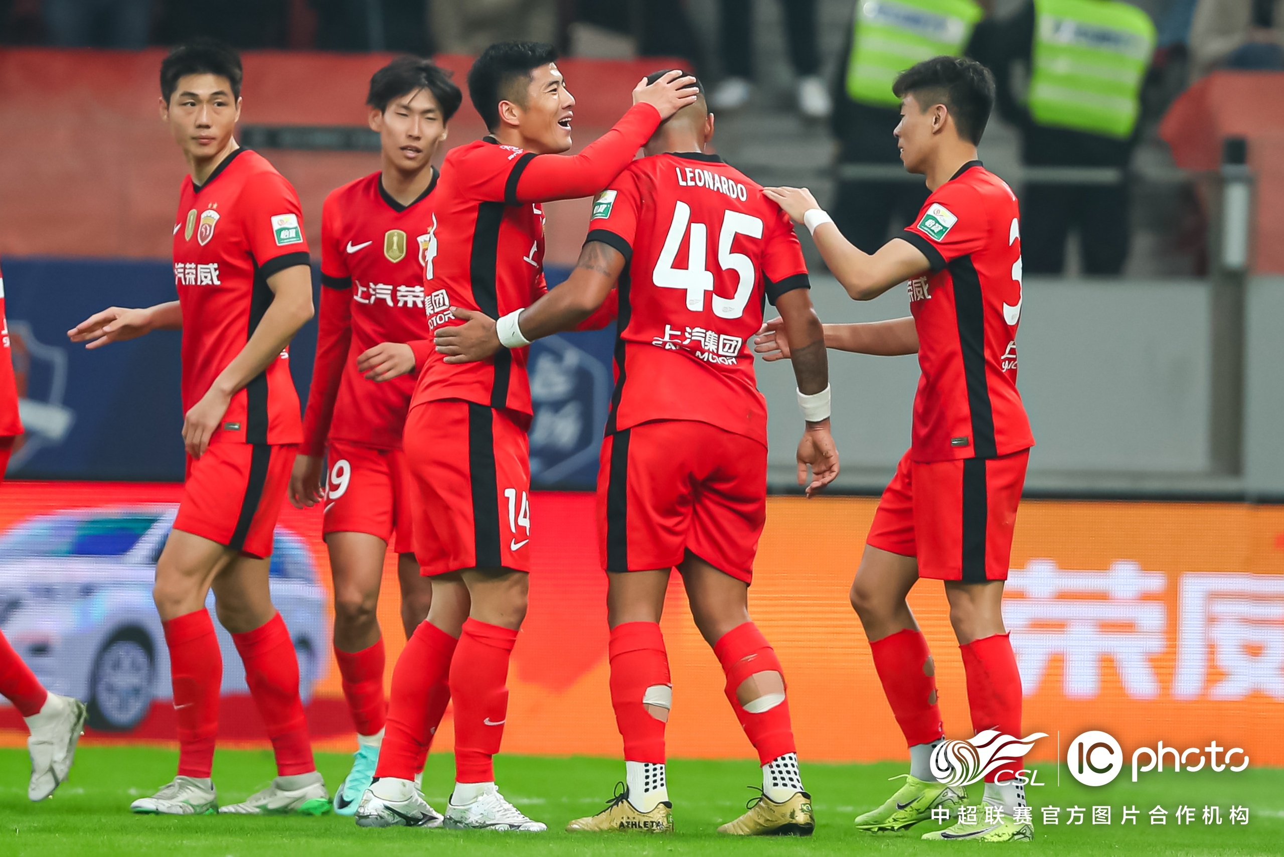 Kaiyun官网-转折点！广州队内部沟通；葡超关键时刻攻防权衡；管理层满意；阵容厚度经受考验的简单介绍