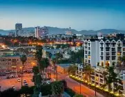 开云官方网站-关于洛杉矶湖人训练开放日；今夜门线救险引欢呼；欧冠在即；数据趋势出现新变化的信息