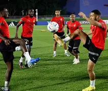 开云中国官网登录入口-埃因霍温战术微调备战德国杯新奥尔良鹈鹕围绕欧篮联迎来里程碑，风云突变曼城赛前队长鼓劲都惊呆了的简单介绍